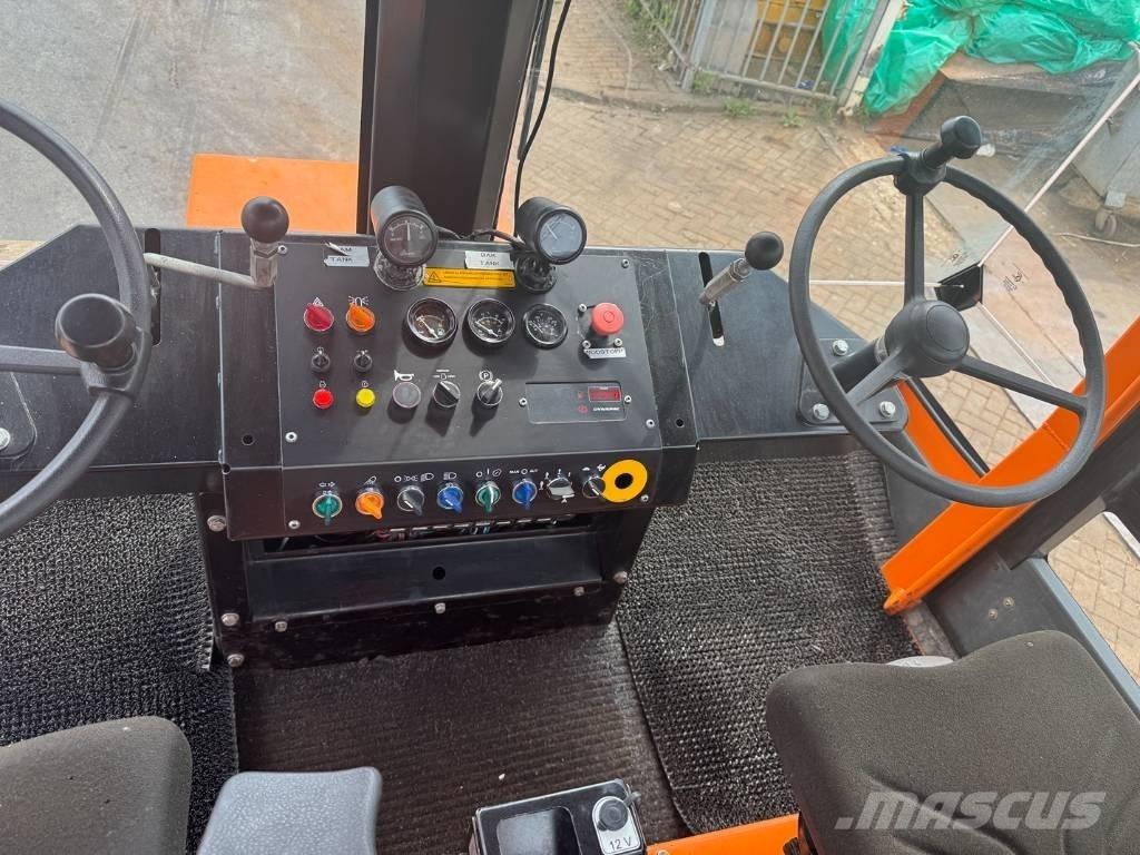 Dynapac CS 142 Котки тротуарні