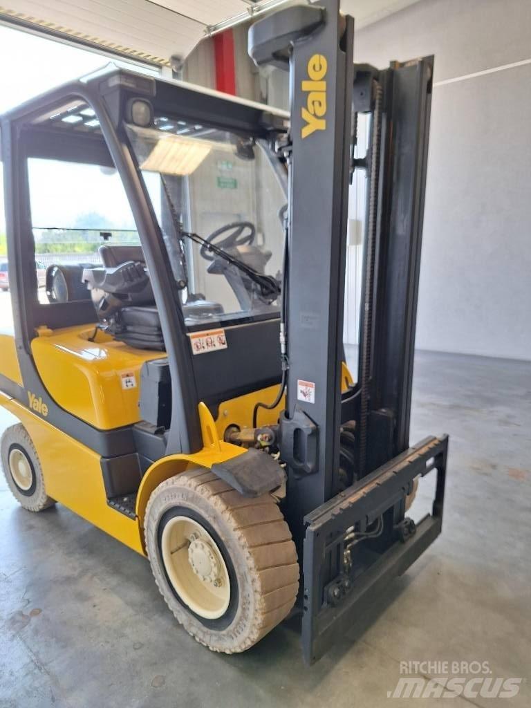 Yale GLP 30VX Газові навантажувачі