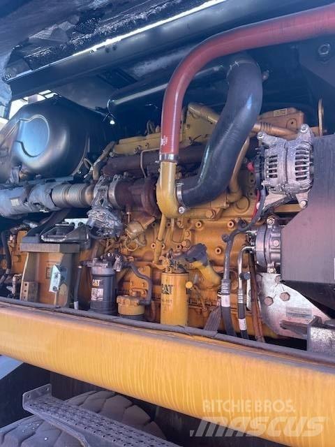 CAT M3026 MH Обладнання для сортування відходів