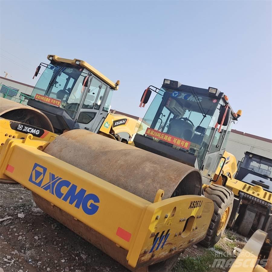XCMG XS 263 J Грунтові котки