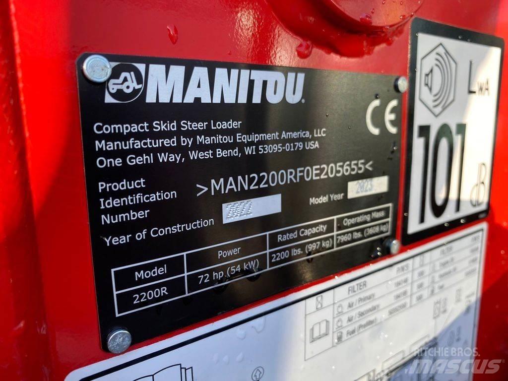 Manitou 2200R Міні-навантажувачі