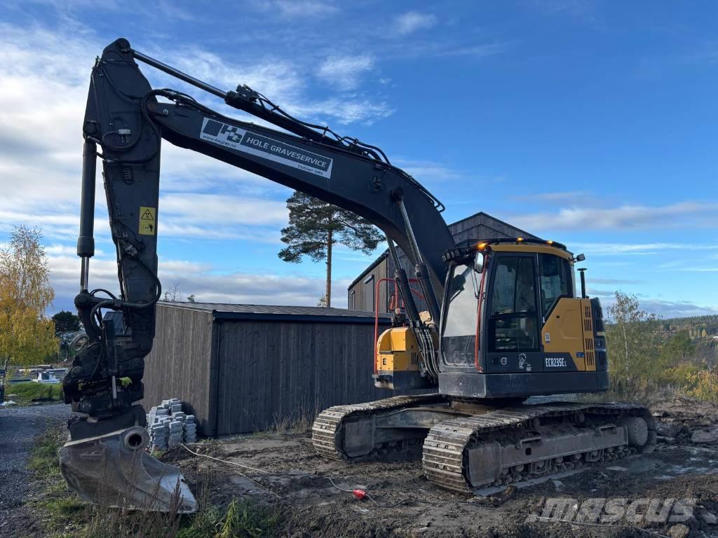 Volvo ECR 235 EL Гусеничні екскаватори