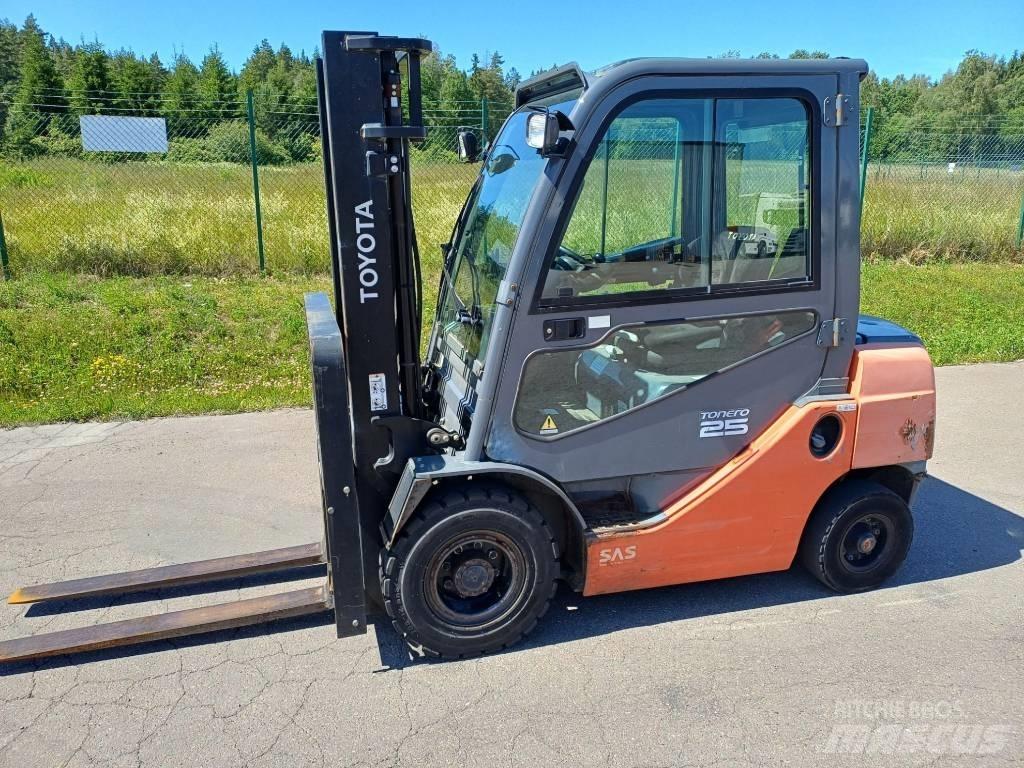 Toyota 02-8FDF25 Дизельні навантажувачі