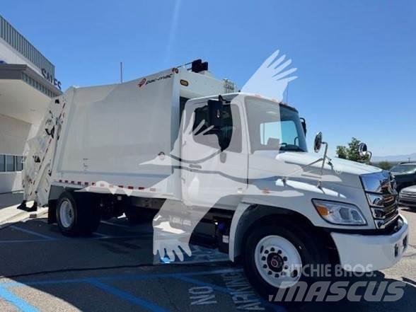 Hino L7 Сміттєвози