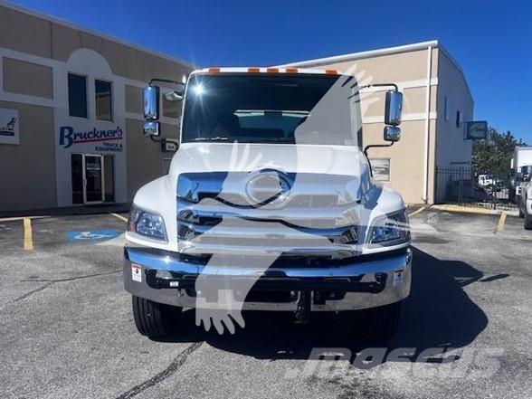 Hino L7 Вантажівки-цистерни