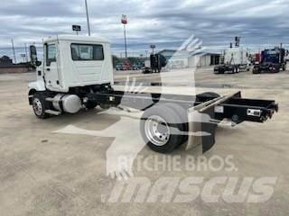 Mack MD6 Шасі з кабіною