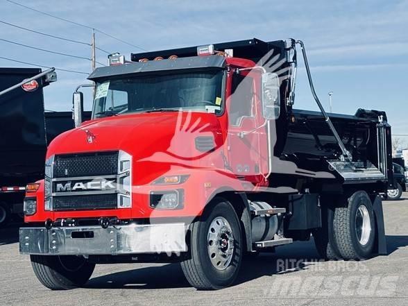 Mack MD6 Самоскиди