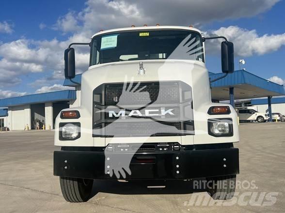 Mack MD6 Сміттєвози