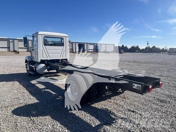 Mack MD6 Шасі з кабіною