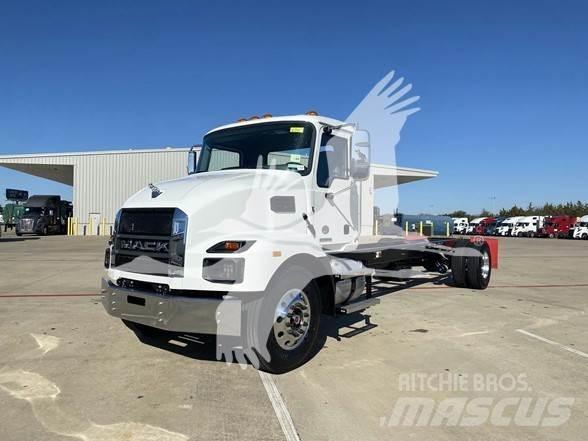 Mack MD6 Шасі з кабіною