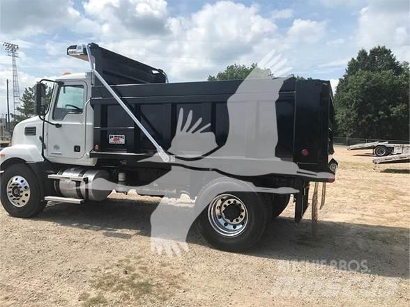 Mack MD6 Самоскиди