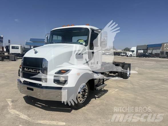 Mack MD6 Шасі з кабіною