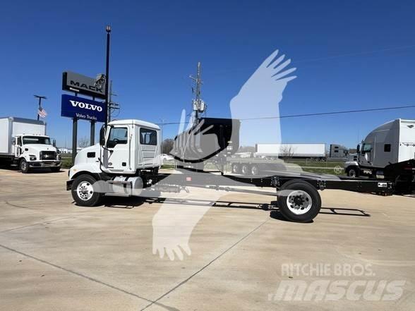 Mack MD6 Шасі з кабіною