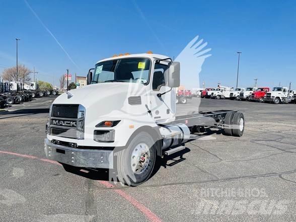 Mack MD6 Шасі з кабіною