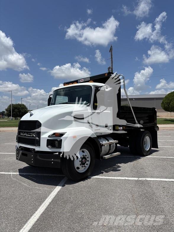 Mack MD6 Самоскиди
