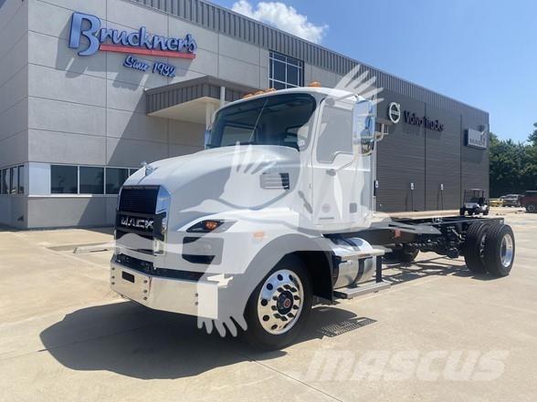 Mack MD6 Шасі з кабіною