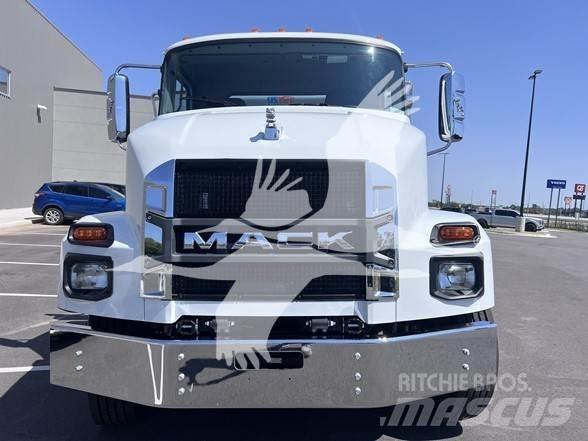 Mack MD7 Будтехніка - Інші