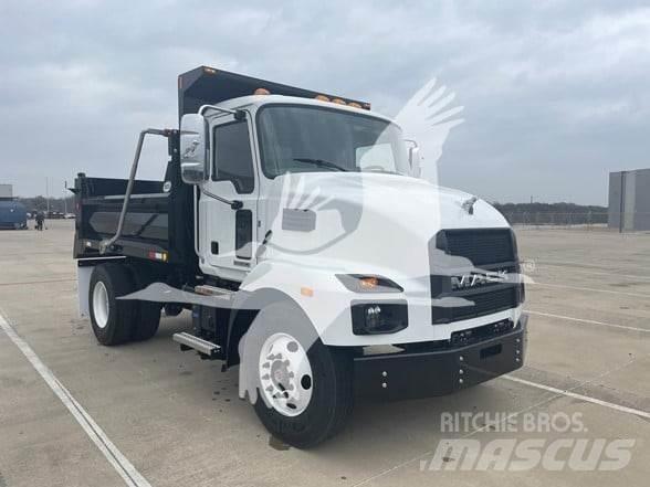 Mack MD7 Самоскиди