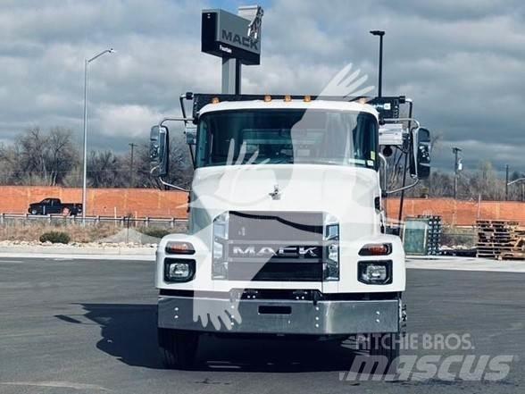 Mack MD7 Будтехніка - Інші