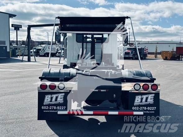 Mack MD7 Будтехніка - Інші