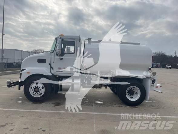 Mack MD7 Вантажівки-цистерни