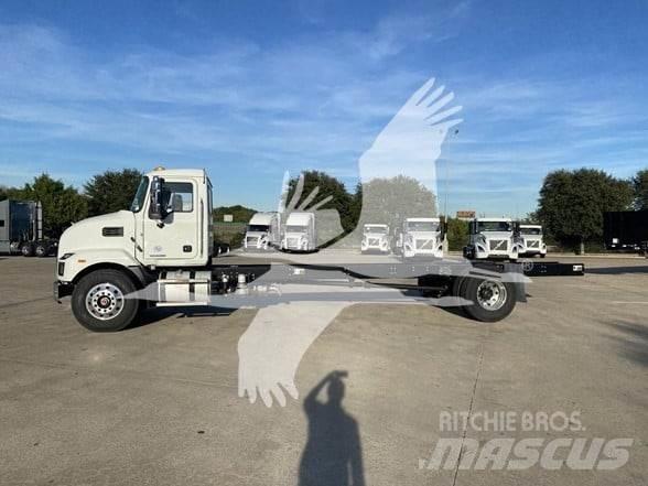 Mack MD7 Шасі з кабіною