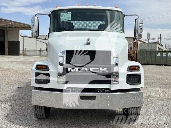 Mack MD7 Будтехніка - Інші