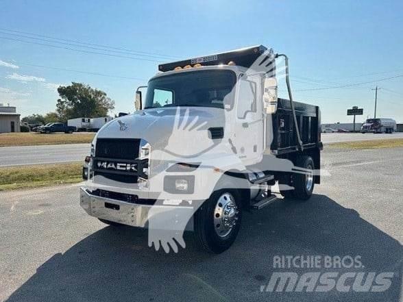 Mack MD7 Самоскиди