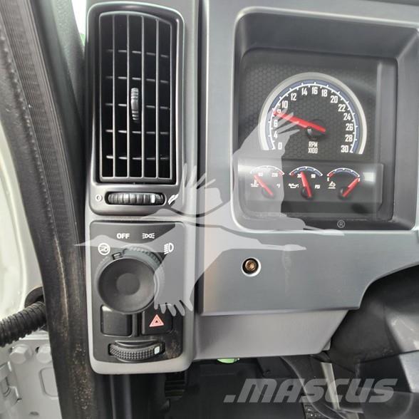 Mack MD7 Вантажівки-цистерни