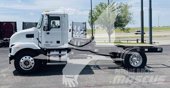 Mack MD7 Шасі з кабіною