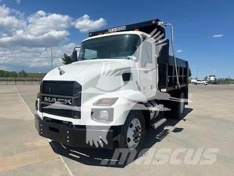 Mack MD7 Самоскиди