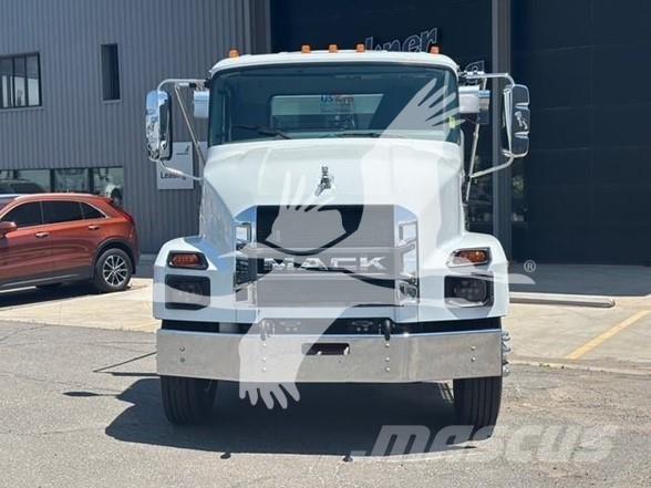 Mack MD7 Будтехніка - Інші