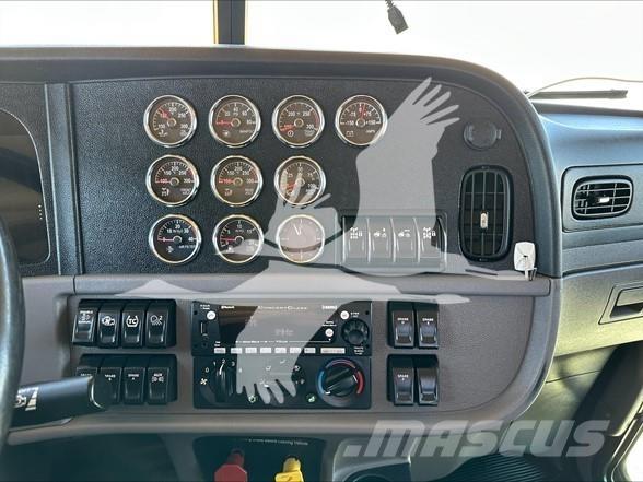 Peterbilt 389 Тягачі