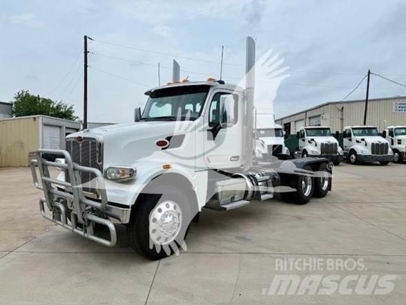 Peterbilt 567 Тягачі