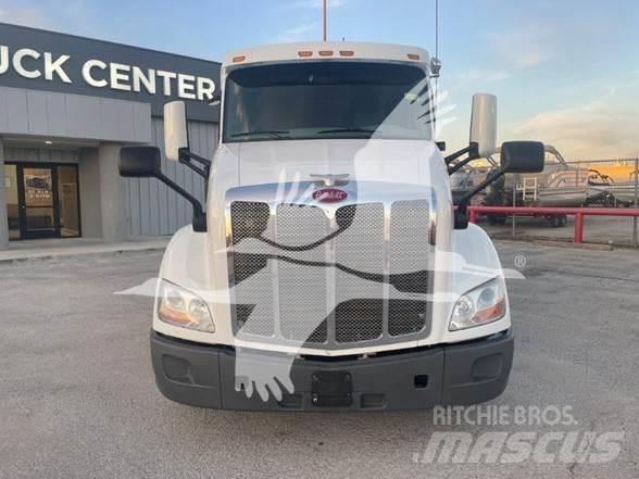 Peterbilt 579 Тягачі