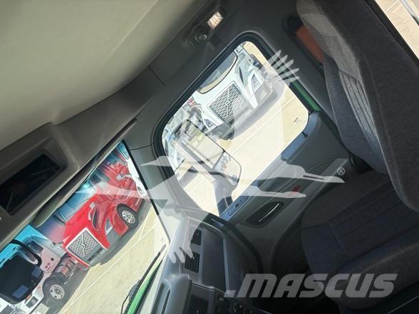 Peterbilt 579 Тягачі