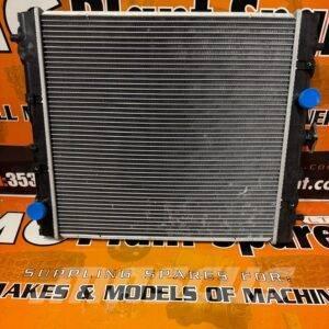 Hitachi ZX 70 Радіатори