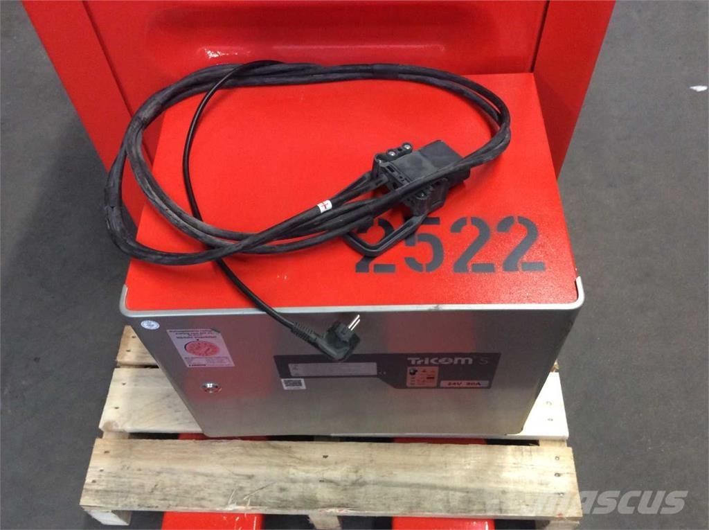 Linde T20AP Самохідні електроштабелери