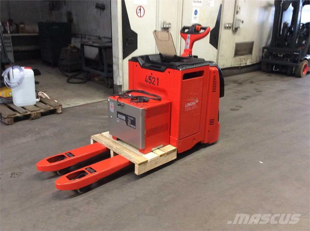 Linde T20AP Самохідні електроштабелери