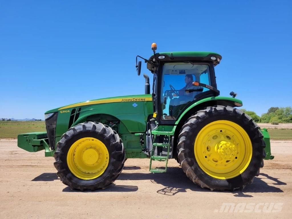 John Deere 8310 R Трактори
