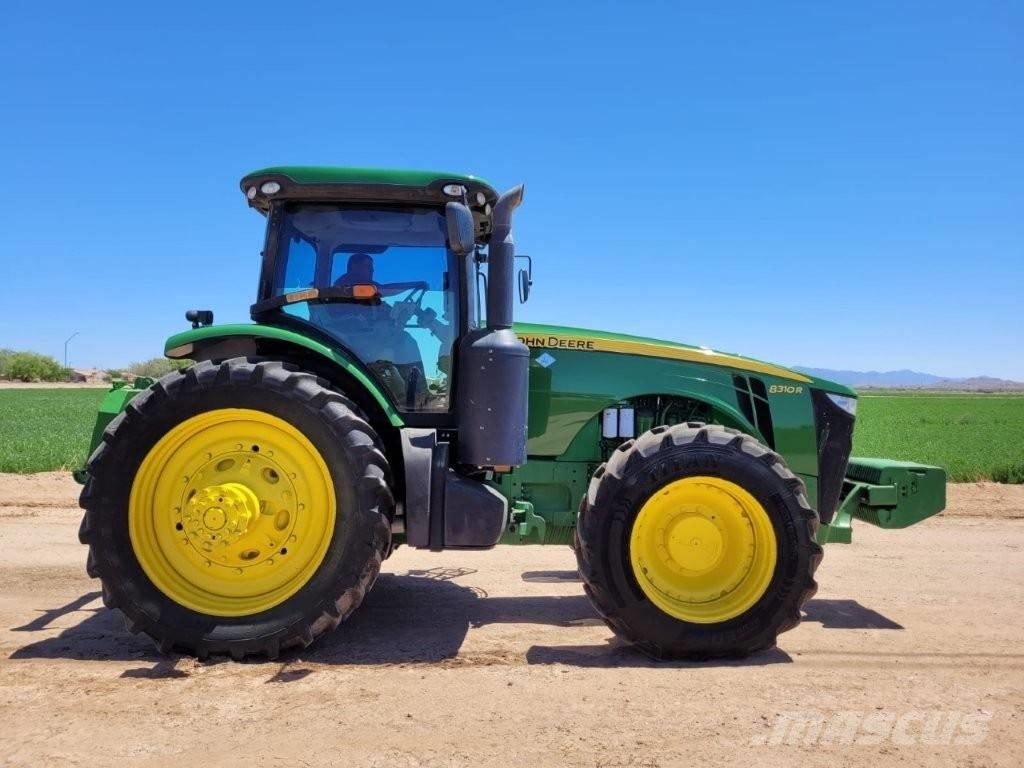 John Deere 8310 R Трактори