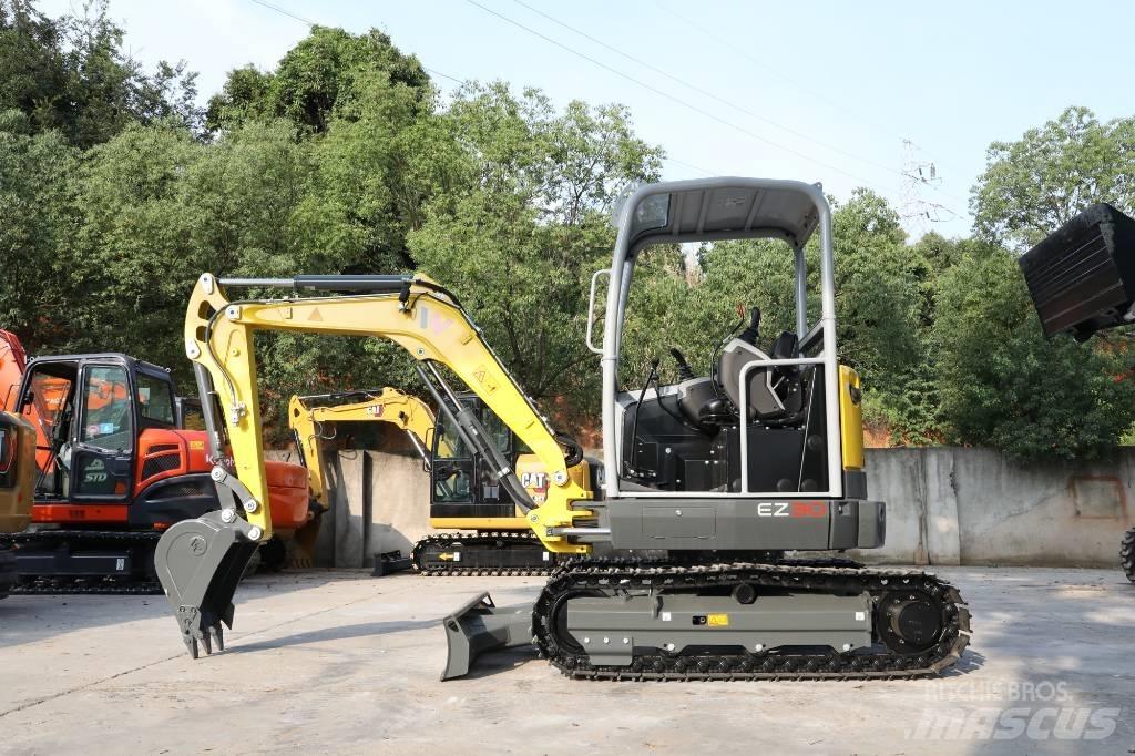 Wacker Neuson EZ 30 Гусеничні екскаватори