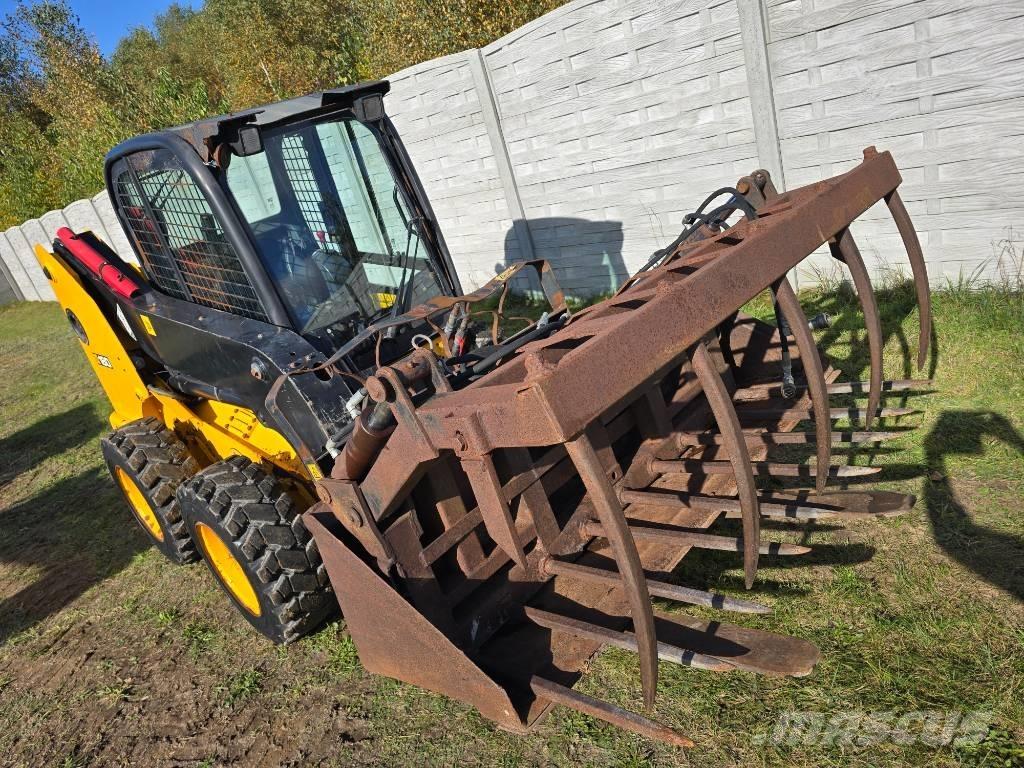 JCB 180 Robot Малі навантажувачі