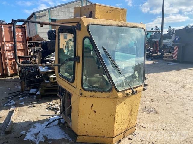 CAT 992 C Кабіна