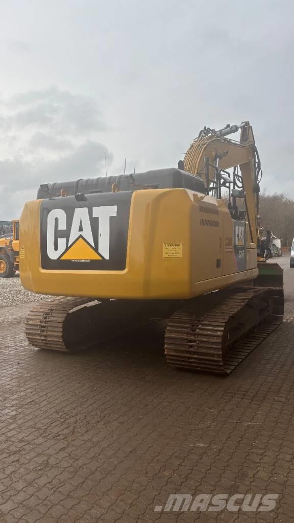 CAT 326 F L Гусеничні екскаватори