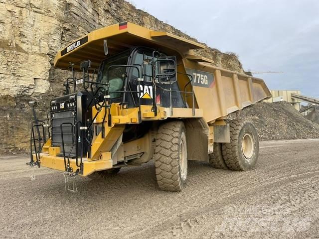 CAT 775G Кар`єрні самоскиди