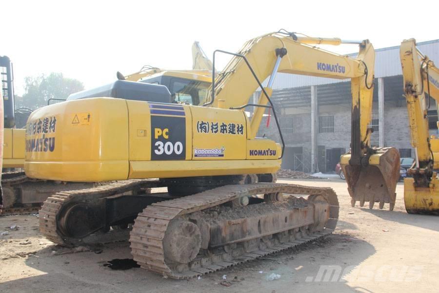 Komatsu PC 300-7 Гусеничні екскаватори
