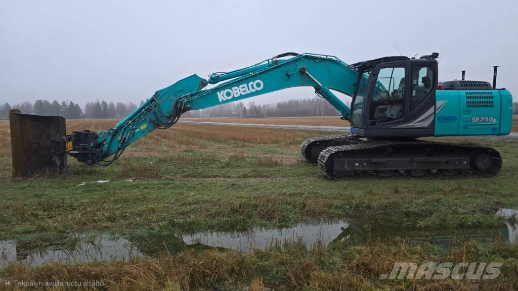 Kobelco SK 210 LC-11 Гусеничні екскаватори