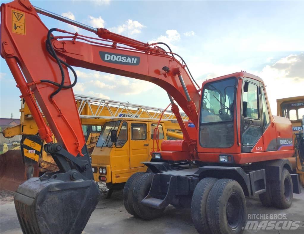Doosan DH150W Колісні екскаватори