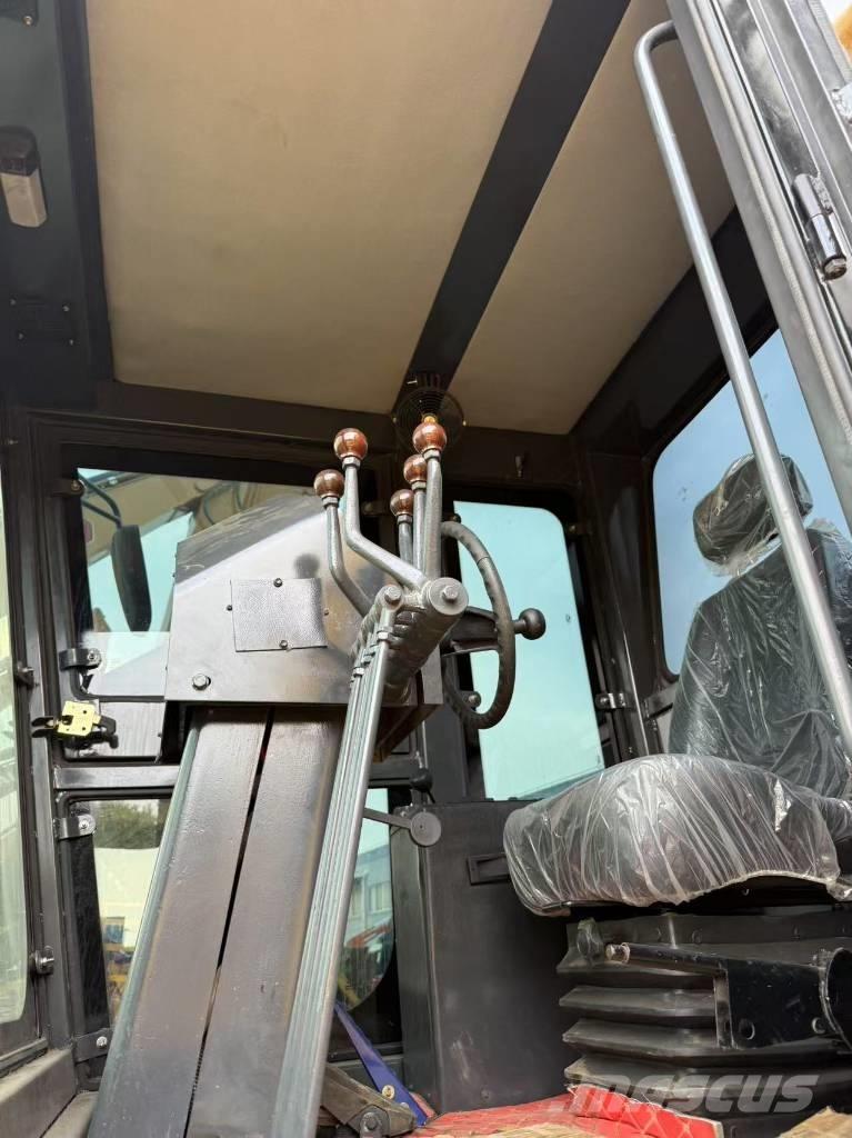 CAT 140 K Грейдери